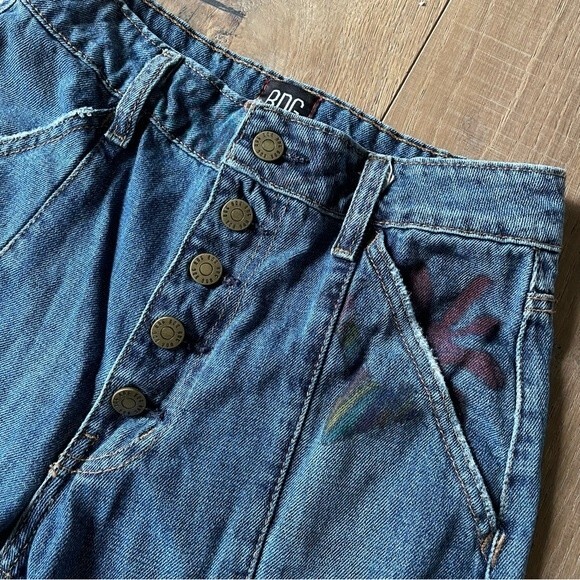 Women's Blue Jeans with Embroidered Pockets - Picture 6 of 14